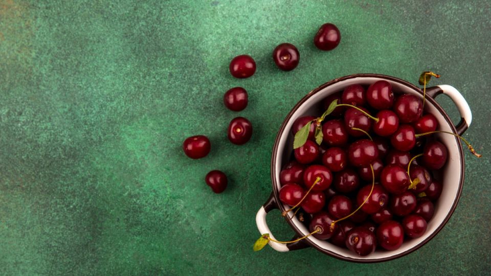 Лучшие пирожки с вишней на сковородке: готовятся быстро и без мороки — рецепт от моей бабушки