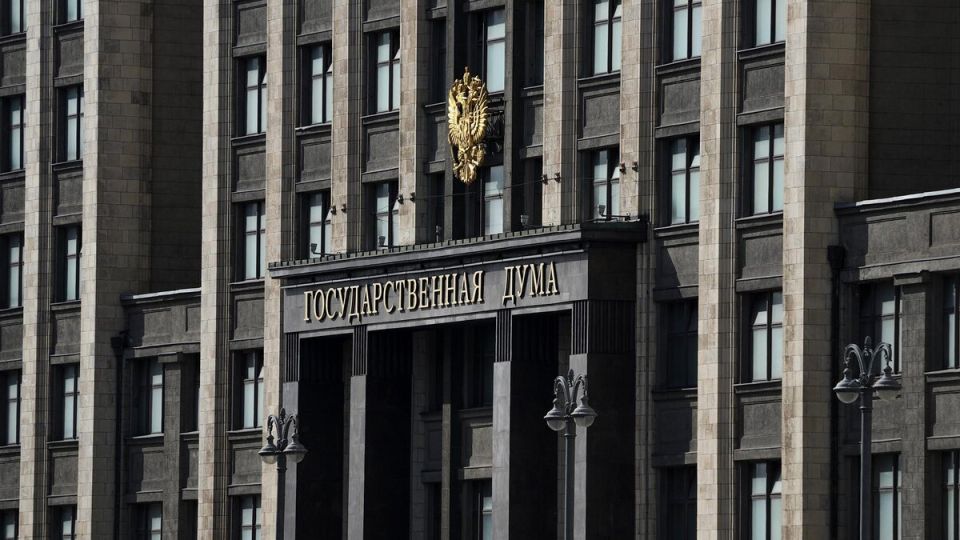 Госдума меняет правила: отказ от ежегодного декларирования доходов госслужащих