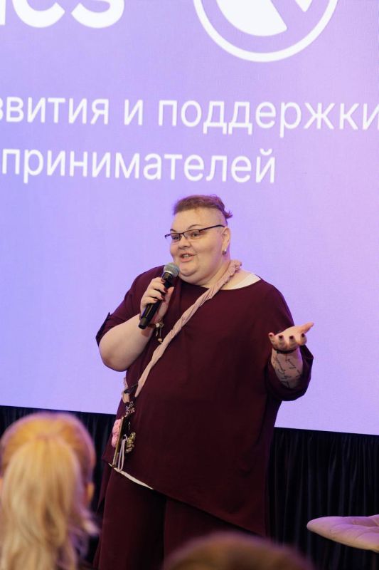 Wildberries & Russ вышла за пределы ПМЭФ: компания превратила свою штаб-квартиру в Петербурге в открытую площадку для друзей и партнеров