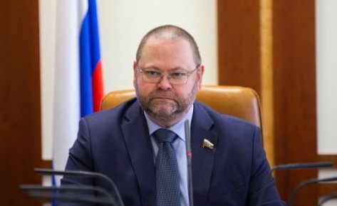 Олег Мельниченко: Уважаемые земляки! Утром была совершена попытка атаки вражеского беспилотника на одно из наших промышленных предприятий