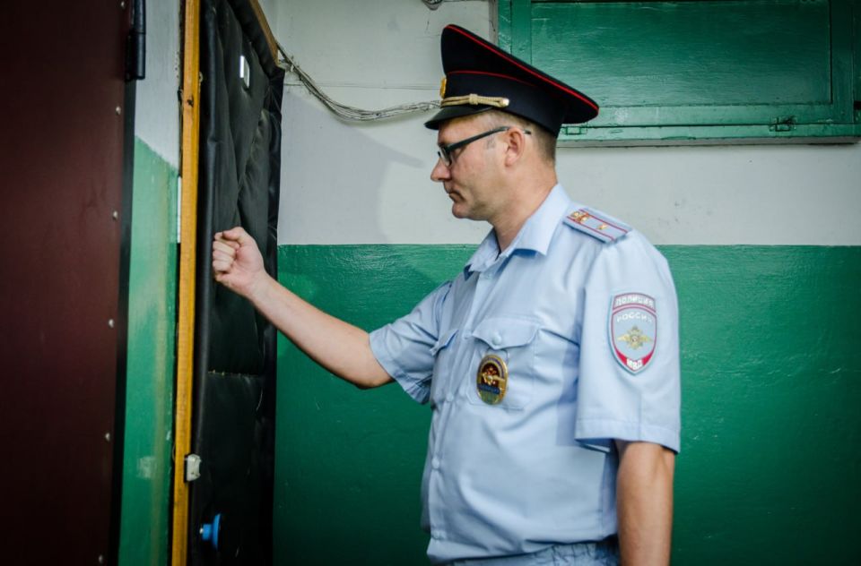 "Услуга" родственникам. Жительница Колышлейского района незаконно прописала в своем доме 6 граждан ближнего зарубежья