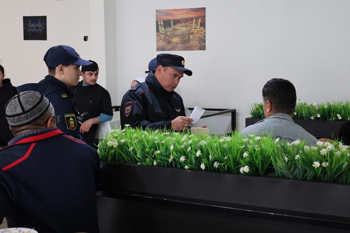 В Мокшанском районе проведено масштабное оперативно-профилактическое мероприятие «Сельский патруль» В Мокшанском районе проведено масштабное оперативно-профилактическое мероприятие «Сельский патруль»