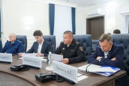 Начальник управления Госавтоинспекции УМВД России по Пензенской области Денис Канайкин принял участие в заседании Правительства Пензенской области под представительством временно исполняющего обязанности Губернатора...