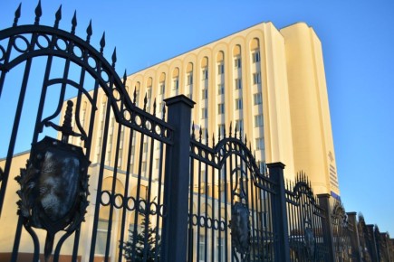 Уважаемые граждане. Информационный центр УМВД России по Пензенской области информирует вас о том, что в период выходных и праздничных дней с 3 по 4 ноября 2025 года приём граждан осуществляться не будет