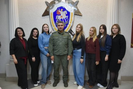 Сотрудники следственного управления СК России по Пензенской области провели урок криминалистики студентам научного кружка «Юный криминалист» Многопрофильного колледжа Пензенского государственного университета