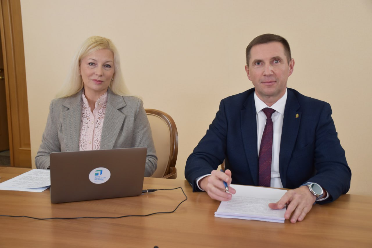 Олег Денисов: Спасибо каждому, кто сегодня принял участие в прямой линии