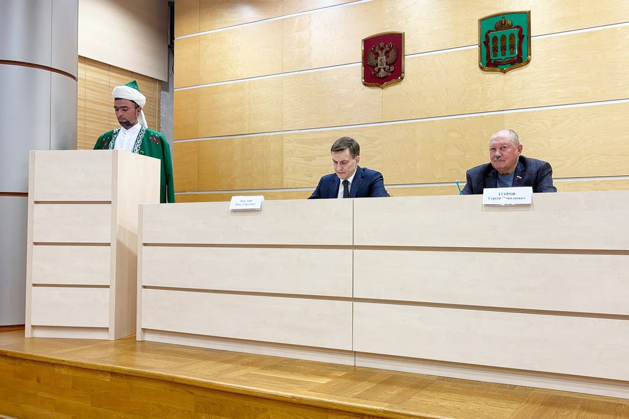 Сергей Егоров принял участие в обсуждении вопросов внутренней политики Сергей Егоров принял участие в обсуждении вопросов внутренней политики