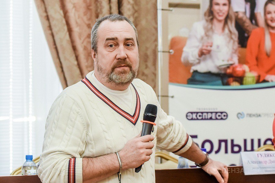 Ведущий телеканала «Экспресс» Алексей Седов вошел в топ-10 главных претендентов на выход в финал Национальной премии «Левитан – 2025» в номинации «Художественное слово. Мужской голос»