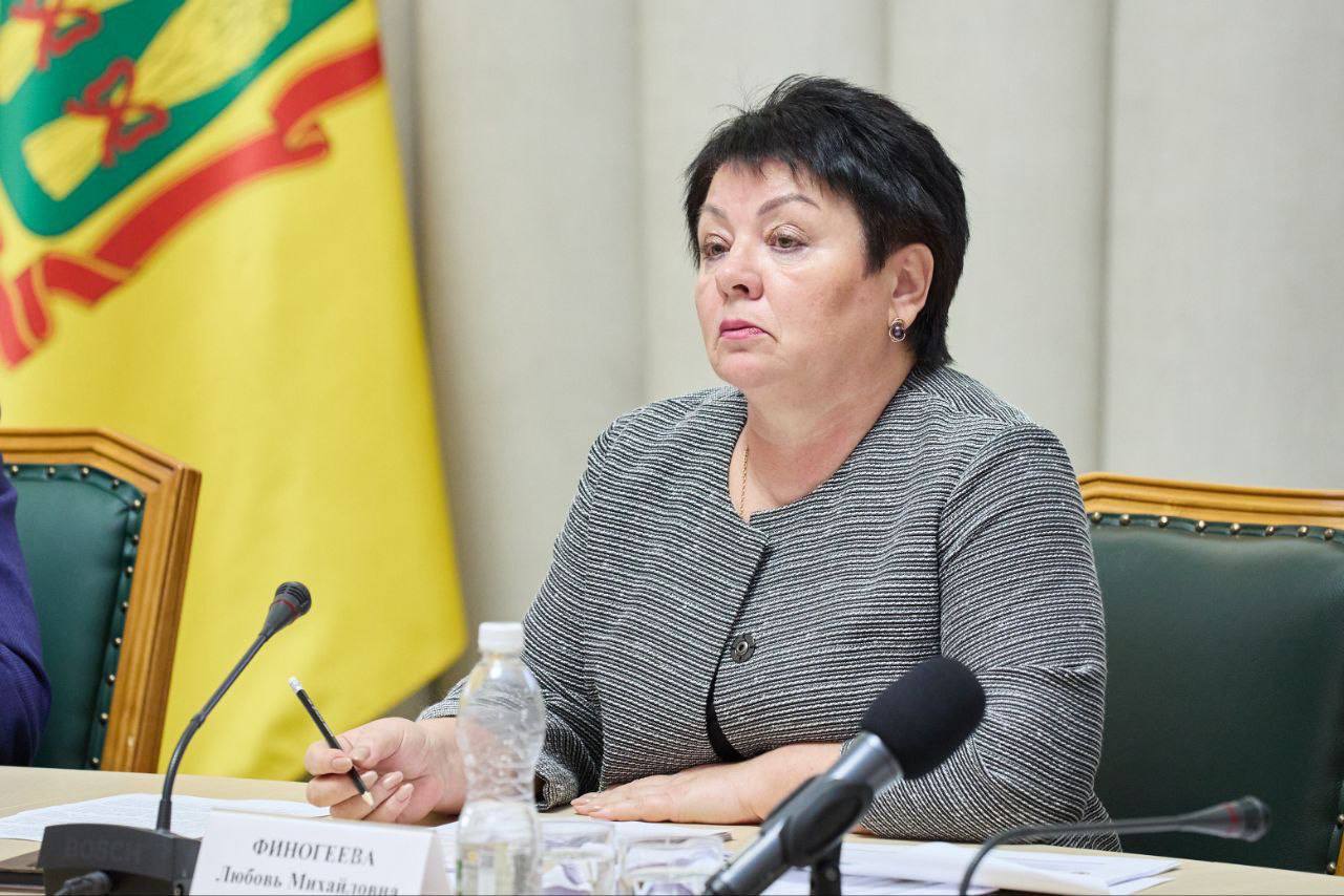 Губернатор на совместном заседании Стратегического совета и правительства Пензенской области сообщил, что в бюджете выделены средства на строительство и капитальный ремонт 60 важных социальных объектов Губернатор на совместном заседании Стратегического совета и правительства Пензенской области сообщил, что в бюджете выделены средства на строительство и капитальный ремонт 60 важных социальных объектов