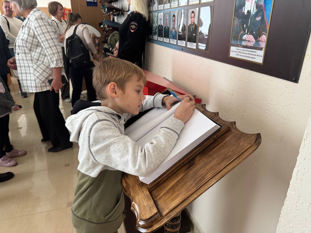 В гостях у полиции. Юные пензенцы узнали об истории правоохранительных органов В гостях у полиции. Юные пензенцы узнали об истории правоохранительных органов