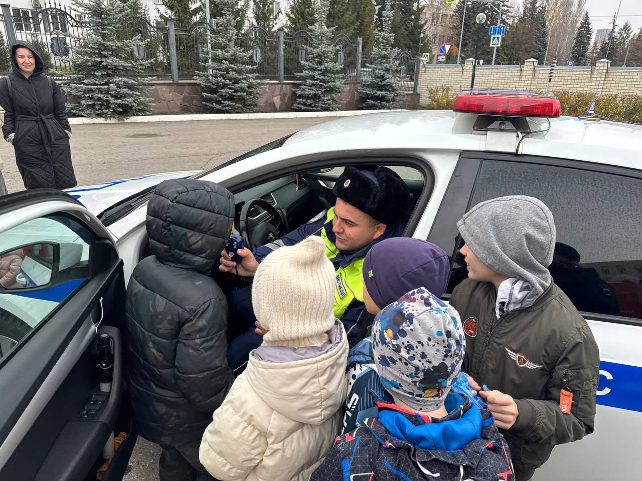 В гостях у полиции. Юные пензенцы узнали об истории правоохранительных органов В гостях у полиции. Юные пензенцы узнали об истории правоохранительных органов