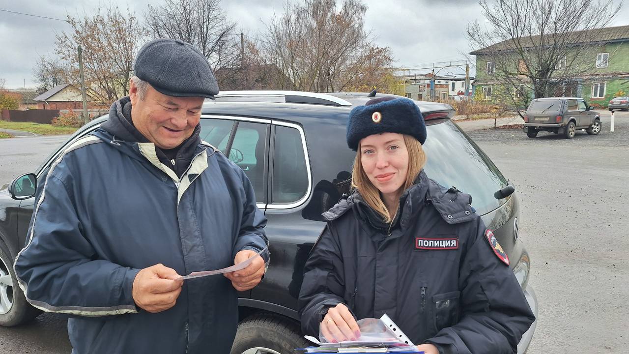 Сотрудники Каменской Госавтоинспекции провели профилактическую акцию под названием «Не пересекай черту!» Данное мероприятие проводилось с целью пресечения нарушений правил дорожного движения, связанных с выездом на полосу... Сотрудники Каменской Госавтоинспекции провели профилактическую акцию под названием «Не пересекай черту!» Данное мероприятие проводилось с целью пресечения нарушений правил дорожного движения, связанных с выездом на полосу...