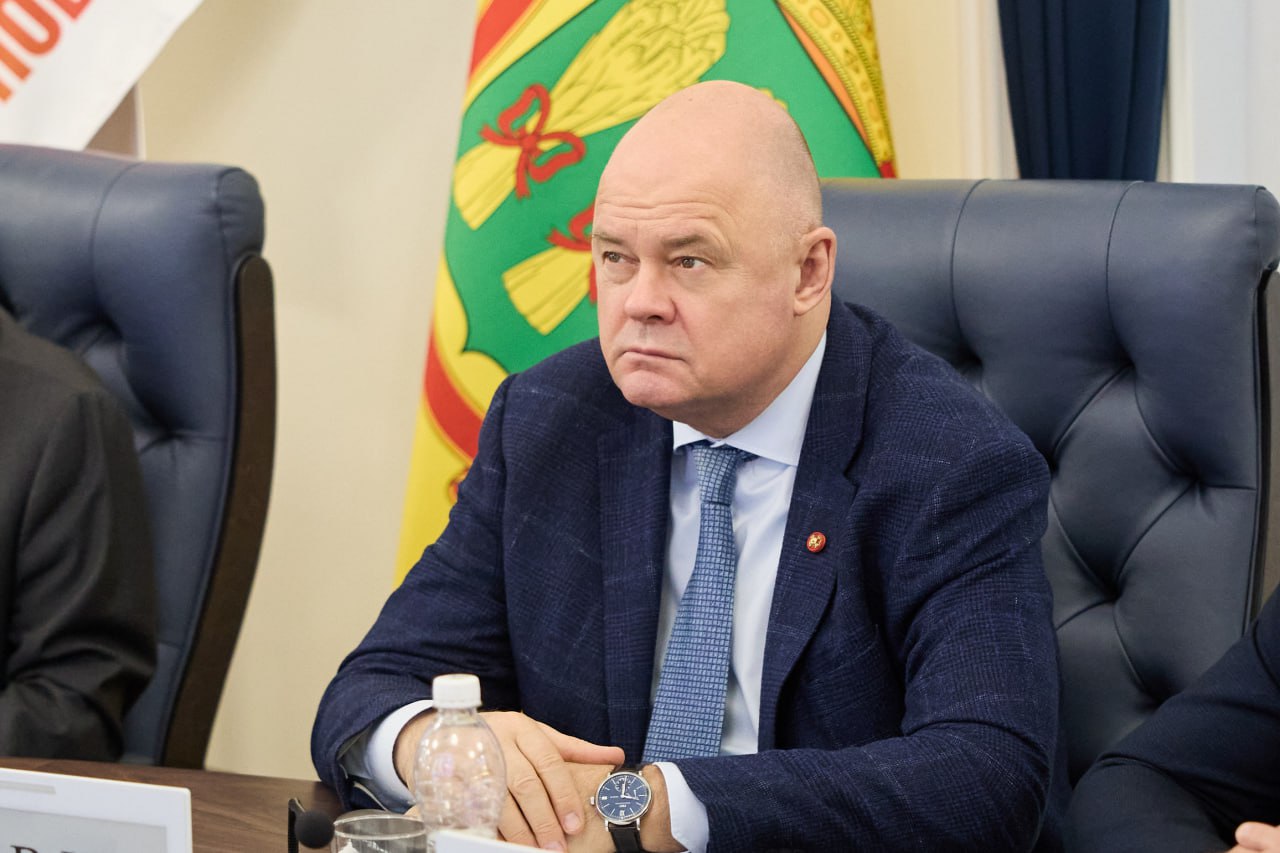 Итоги лесопожарного сезона и военно-патриотическое воспитание рассмотрены в правительстве области Итоги лесопожарного сезона и военно-патриотическое воспитание рассмотрены в правительстве области