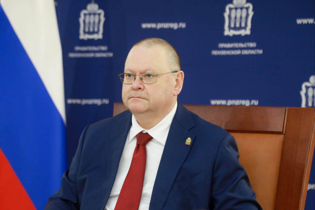 Олег Мельниченко: Две важные темы обсудили на заседании регионального кабинета министров: итоги лесопожарного сезона и белорусский опыт военно-патриотического воспитания молодежи