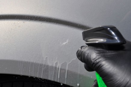 Как освободить кузов от дорожных реагентов: советы по весеннему уходу за автомобилем