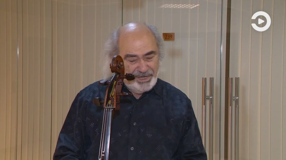 В Пензе выступил всемирно известный виолончелист Марк Дробинский