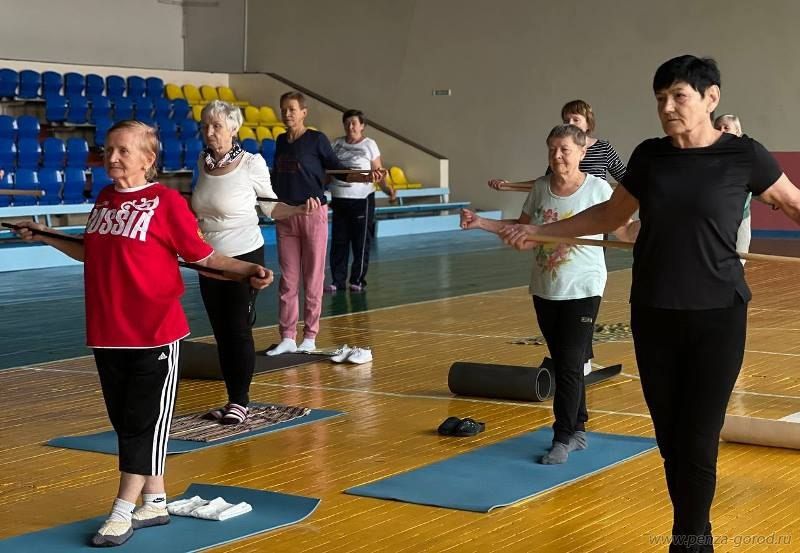 Горожан старше 50 лет приглашают в «Рубин» на бесплатные занятия спортом
