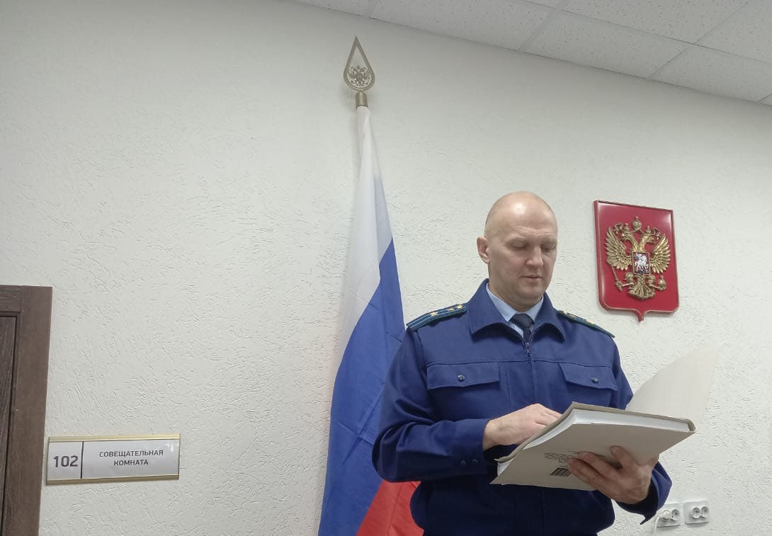 В Тамалинском районе нетрезвый местный житель ударил ножом в ногу своего 18-летнего сына, который пытался помешать ему сесть за руль и поехать к знакомому в Московскую область