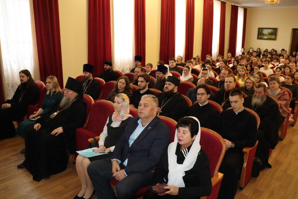 Алексей Марьин отметил значимость проведения Рождественских образовательных чтений Алексей Марьин отметил значимость проведения Рождественских образовательных чтений