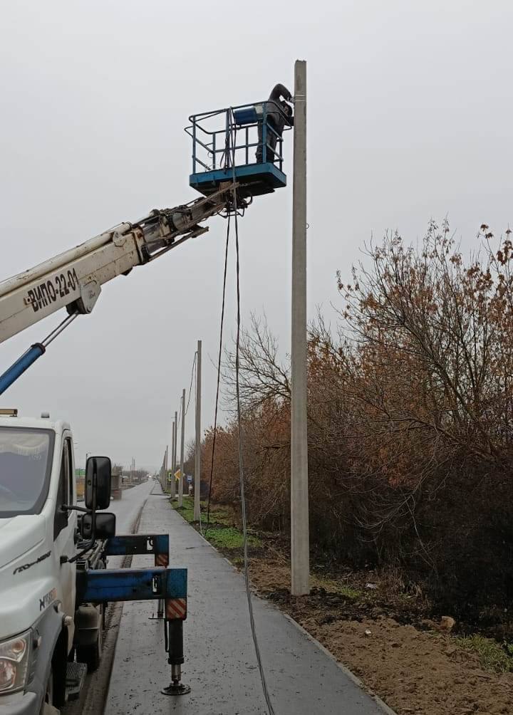 Олег Денисов: Расширяем электрические сети на улице Новоселов Олег Денисов: Расширяем электрические сети на улице Новоселов