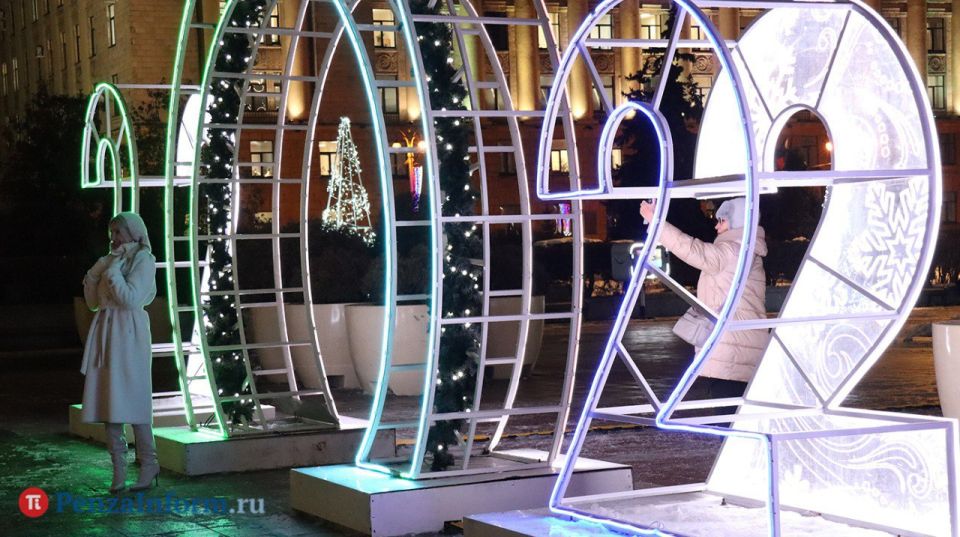      6      2026    644 700 