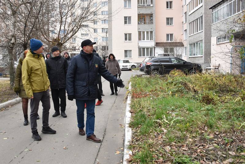 Олег Денисов: Месячник по благоустройству, который стартовал 1 ноября, достиг своего экватора Олег Денисов: Месячник по благоустройству, который стартовал 1 ноября, достиг своего экватора