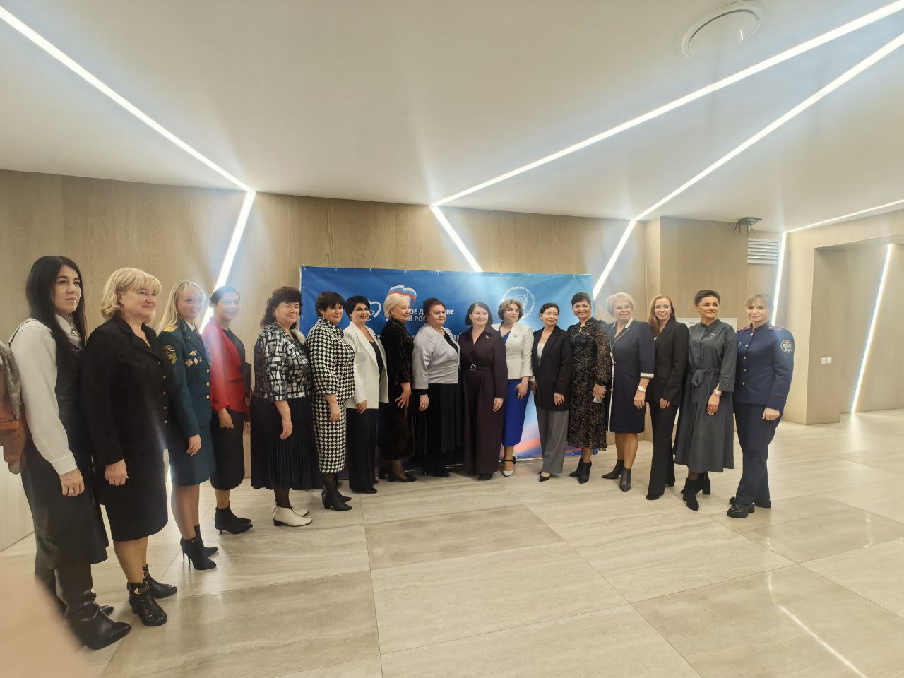 Сотрудница следственного управления приняла участие в межрегиональном форуме «Женщина – опора России» Сотрудница следственного управления приняла участие в межрегиональном форуме «Женщина – опора России»