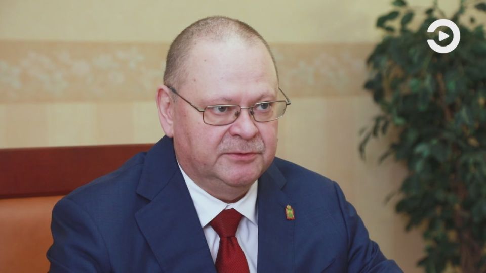 Губернатор Олег Мельниченко и глава Заречного Алексей Костин обсудили развитие города