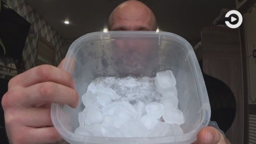 Новый лайфхак от Глеба Фомина будет связан со льдом