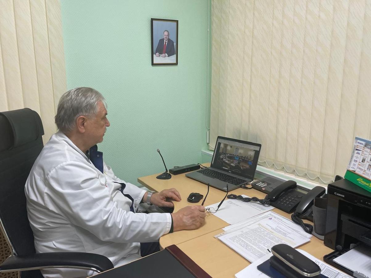 В профильном Комитете Государственной Думы обсудили меры совершенствования организации медпомощи