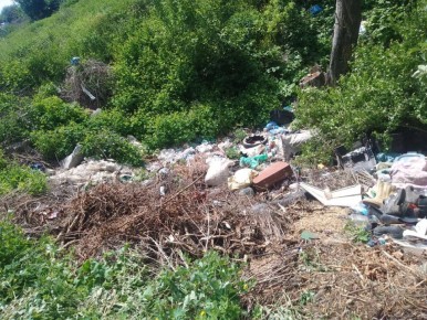 Прокуратура Земетчинского района обеспечила ликвидацию несанкционированной свалки в водоохранной зоне реки Машня