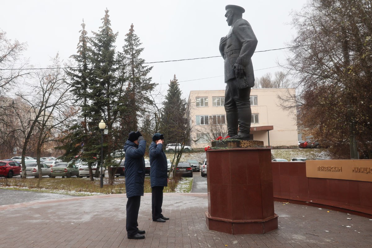 В Пензе прошло торжественное мероприятие, посвященное Дню участкового уполномоченного полиции В Пензе прошло торжественное мероприятие, посвященное Дню участкового уполномоченного полиции