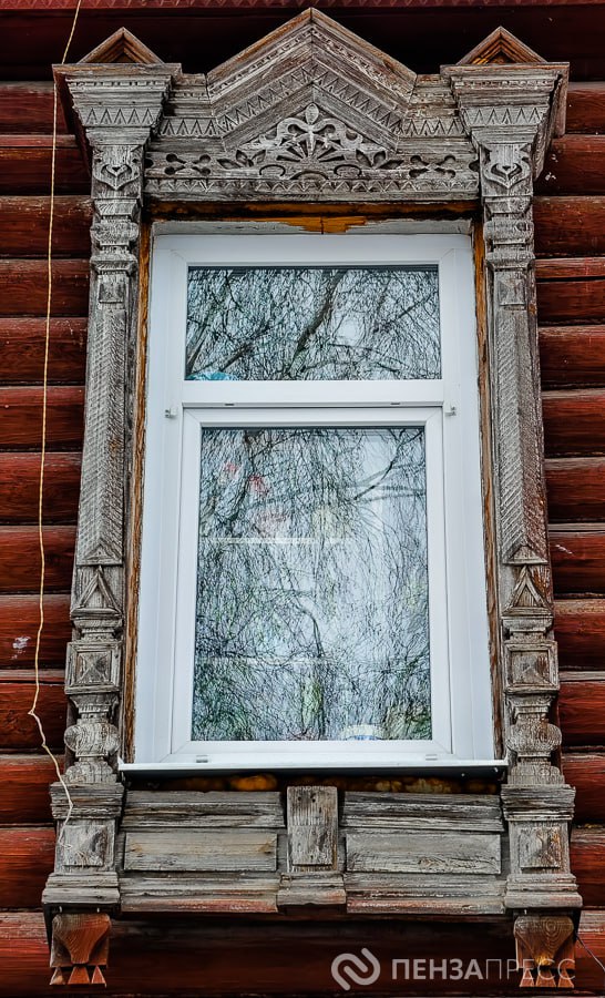 Прогулка по улице Ключевского поздней осенью Прогулка по улице Ключевского поздней осенью