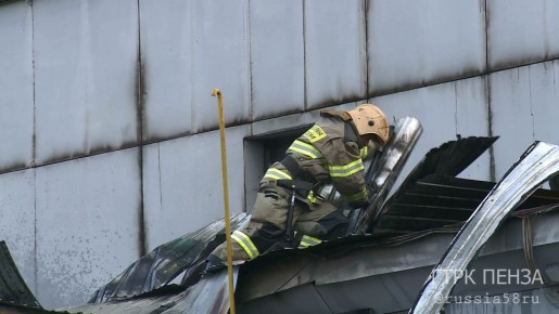 А вот кадры с места пожара