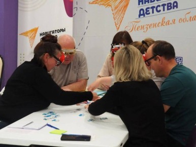 Олег Мельниченко: За два последних года обучение в «Школе приёмных родителей» прошли уже порядка 250 человек