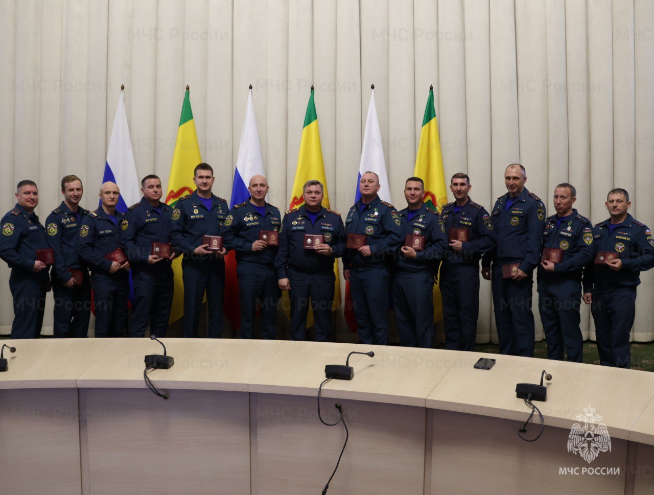 В областном правительстве состоялось вручение государственных и региональных наград В областном правительстве состоялось вручение государственных и региональных наград