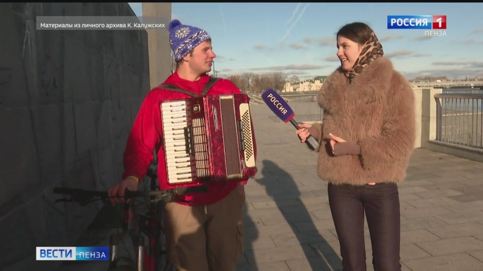 Вперед и с песней. Так можно сказать про 22-летнего путешественника Климентия Калужских из Новосибирска