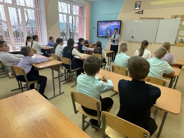 Сотрудники Госавтоинспекции Башмаковского района провели урок безопасности для юных участников дорожного движения Сотрудники Госавтоинспекции Башмаковского района провели урок безопасности для юных участников дорожного движения