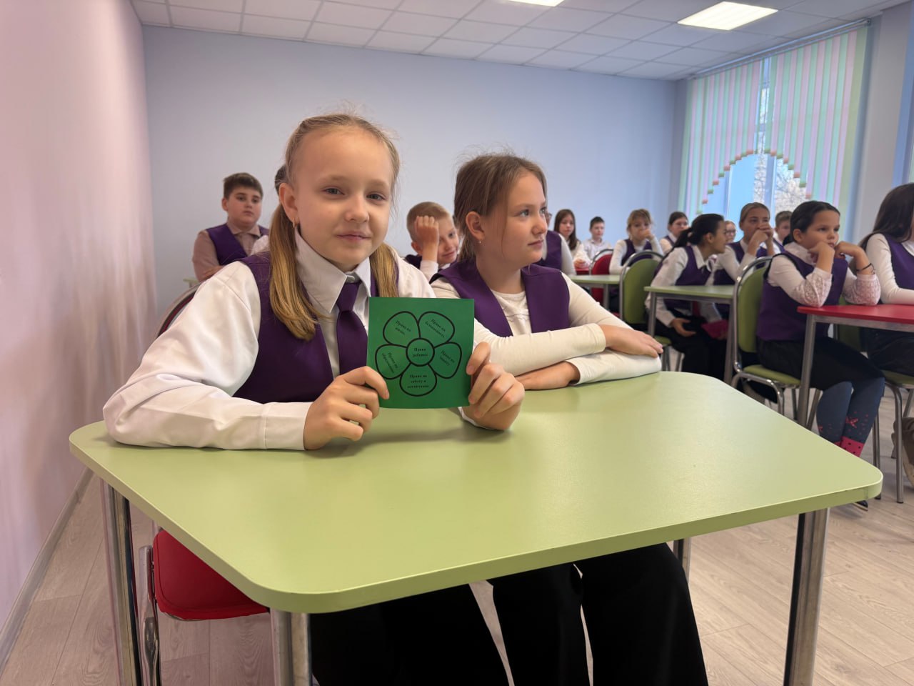 В международный день защиты прав детей (Всемирный день ребёнка) сотрудники Госавтоинспекции Сердобского района, для учеников Школы № 4 г. Сердобска, провели познавательное мероприятие на тему: «Мир детских прав» В международный день защиты прав детей (Всемирный день ребёнка) сотрудники Госавтоинспекции Сердобского района, для учеников Школы № 4 г. Сердобска, провели познавательное мероприятие на тему: «Мир детских прав»