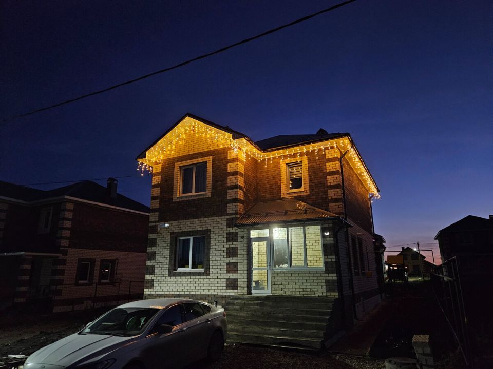 Как новогодняя магия преодолела страх: история создания праздничного декора