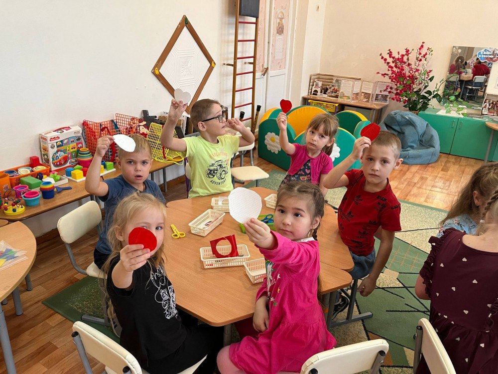 Сотрудники Госавтоинспекции Городищенского района провели мастер-класс по изготовлению световозвращающих аксессуаров Сотрудники Госавтоинспекции Городищенского района провели мастер-класс по изготовлению световозвращающих аксессуаров