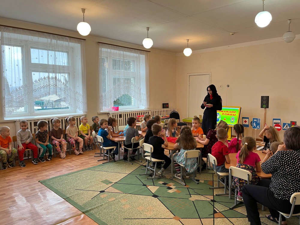 Сотрудники Госавтоинспекции Городищенского района провели мастер-класс по изготовлению световозвращающих аксессуаров Сотрудники Госавтоинспекции Городищенского района провели мастер-класс по изготовлению световозвращающих аксессуаров