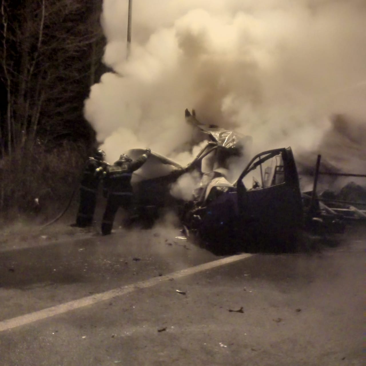 В ДТП на трассе М-5 в Городищенском районе, где сгорели две «Газели», погибли 2 человека, сообщили в Пензенском пожарно-спасательном центре В ДТП на трассе М-5 в Городищенском районе, где сгорели две «Газели», погибли 2 человека, сообщили в Пензенском пожарно-спасательном центре