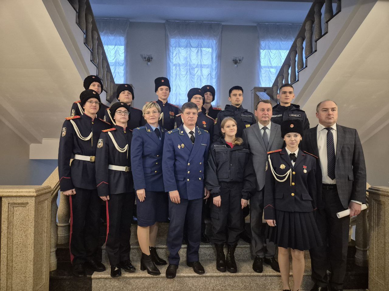 В Пензе прошел "Диалог с прокурором" для детей и молодежи В Пензе прошел "Диалог с прокурором" для детей и молодежи