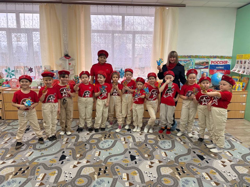 Сотрудники Госавтоинспекции провели тематическое мероприятие «Сердце для мамы»