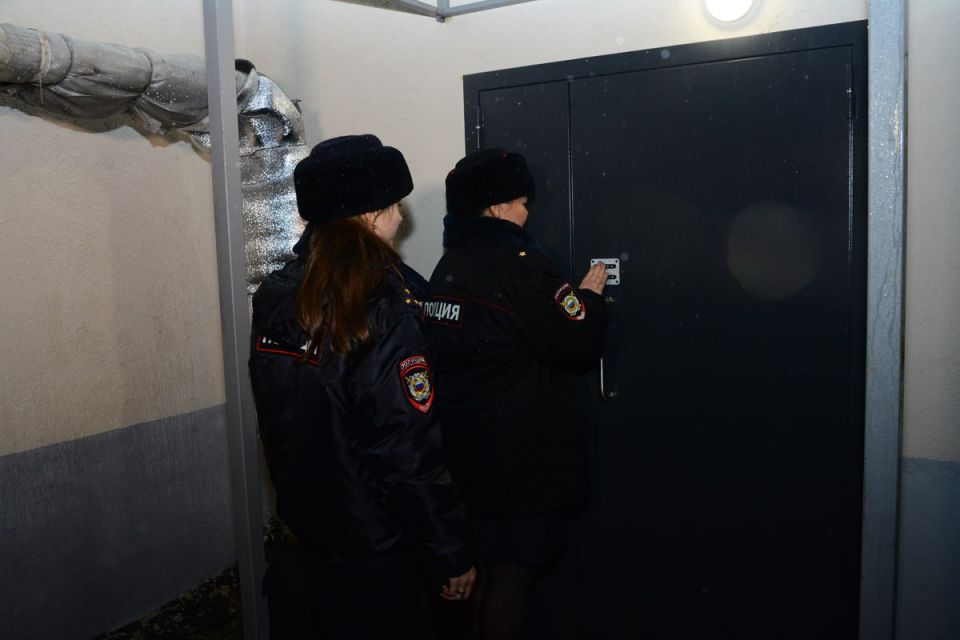 Нелегальный арсенал изъяли полицейские в Земетчинском районе