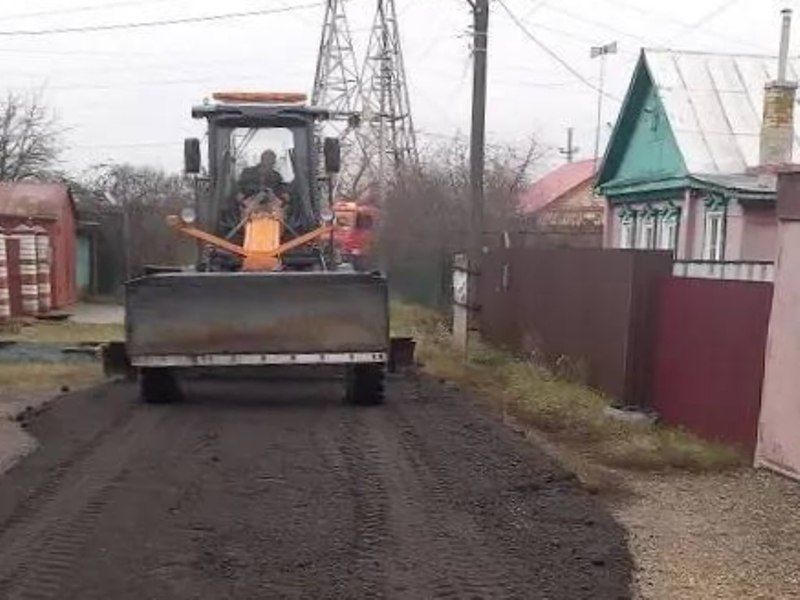 Погодные условия позволяют: городские дороги благоустраивают