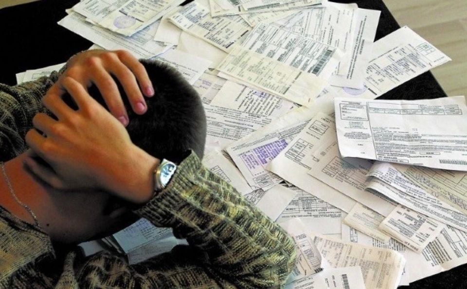 Как избавиться от долгов по ЖКХ: два проверенных пути