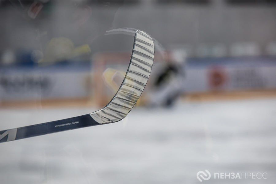 Пензенский хоккейный клуб «Дизель» покидают три игрока