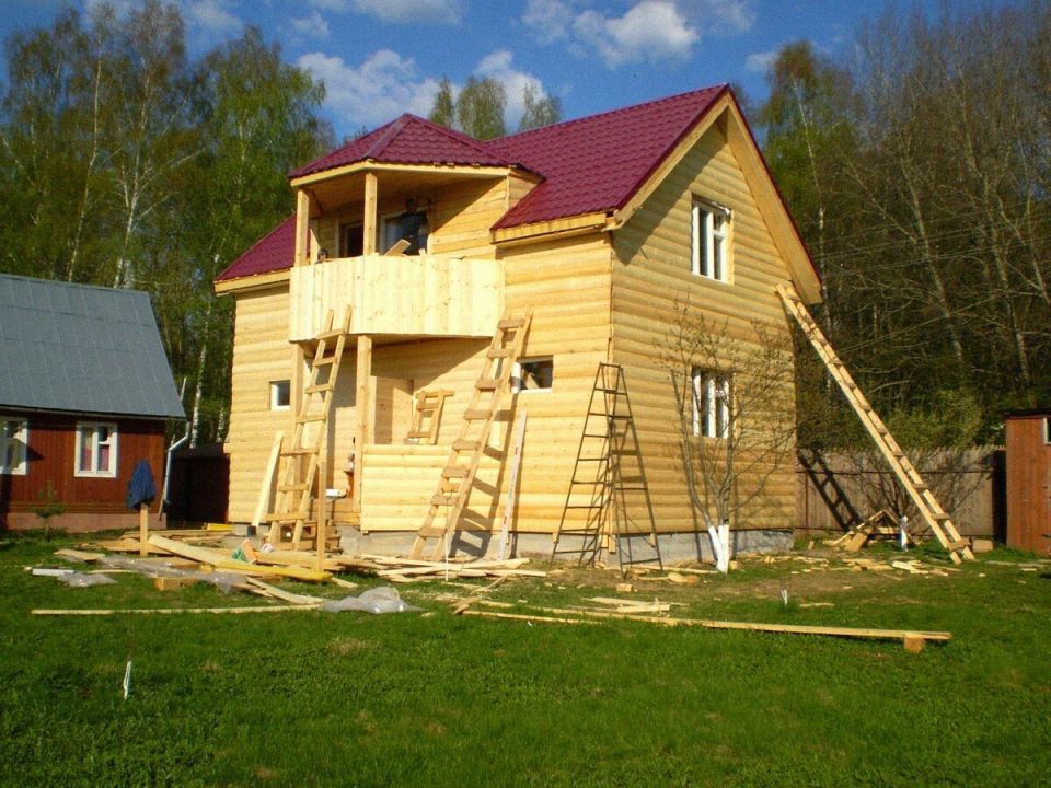 Стройка без адреса: как дом оказался на чужом участке